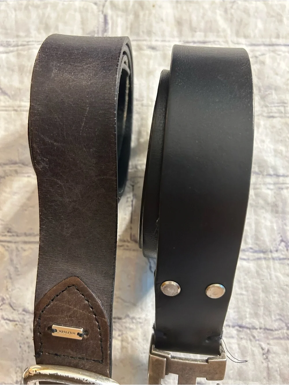 TOMMY HILFIGER DK BROWN LEATHER SIZE MEDIUM & PEPE JEANS TOMMY BUCKLE 36 BELTS